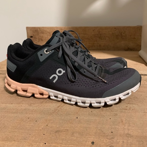 On Running Shoes On Cloud Womens 75 Running Shoes Poshmark